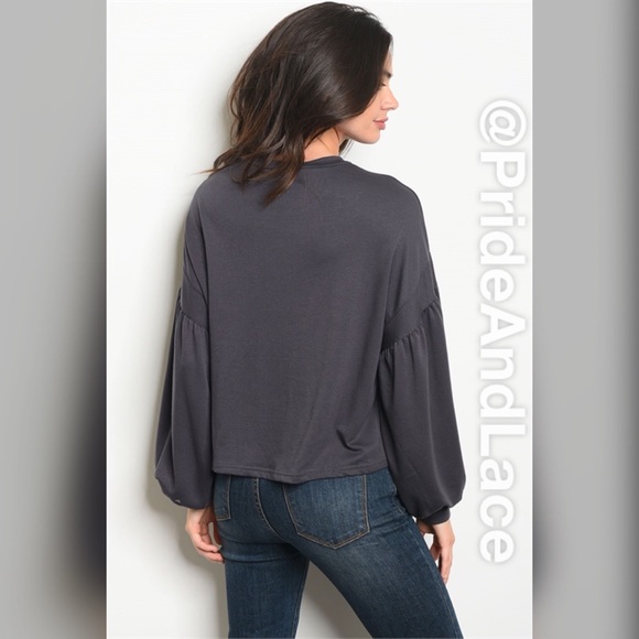 LAST 1️⃣ 🥰 Charcoal Balloon Top 🥰 - Picture 2 of 2